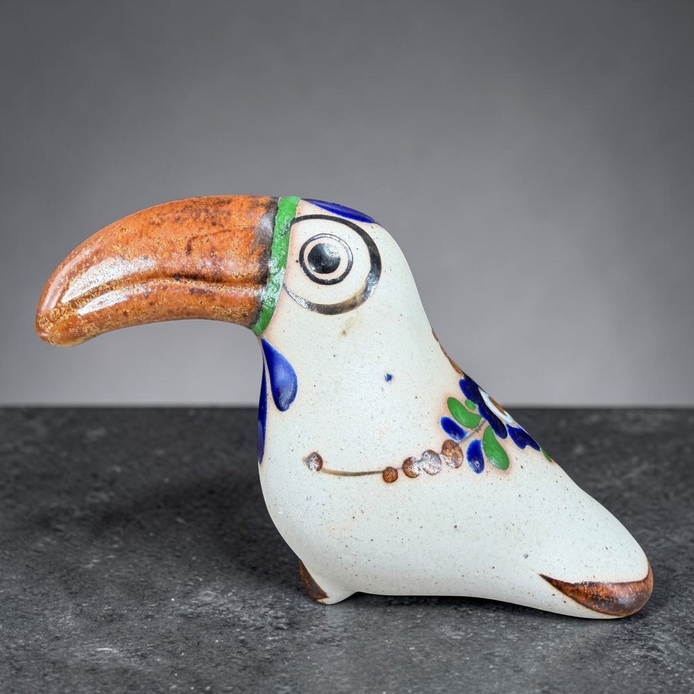 Tonala Mexican Pottery Toucan Bird Figurine‎ Signed Zihuatanejo Ixtapa Hand Made